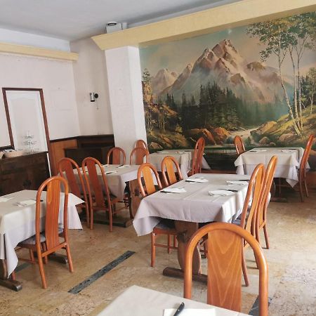 Hotel Le Tourisme Embrun Ngoại thất bức ảnh
